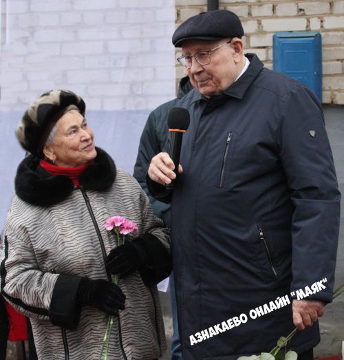 Азнакайда Владимир Кротов истәлегенә мемориаль такта ачылды