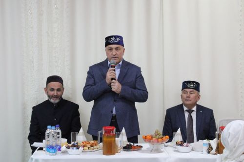 Азнакайда махсус хәрби операциядә һәлак булган егетләрнең якыннарын хөрмәтләделәр
