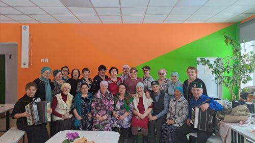 2 нче ТОС Халыкара хатын-кызлар көне уңаеннан бәйрәм уздырып, бәлеш пешергән