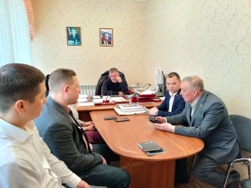 Сегодня в Азнакаево проходят встречи с участием предпринимателей района