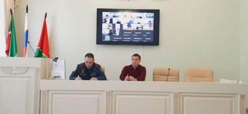 Азнакайда гадәттән тыш хәлләр буенча комиссия утырышы узды