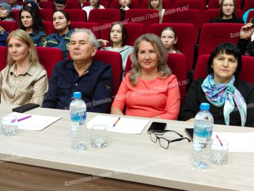 «Азнакай гүзәле – 2025»: җиңүчеләр һәм катнашучылар