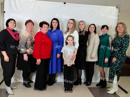 Азнакайда СВОда катнашучыларның гаиләләре белән очрашу