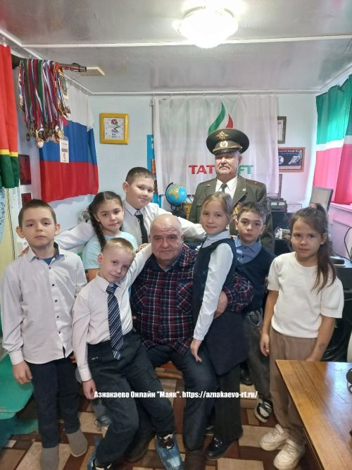 МКС на связи! Юные радисты Азнакаево провели сеанс с космонавтами