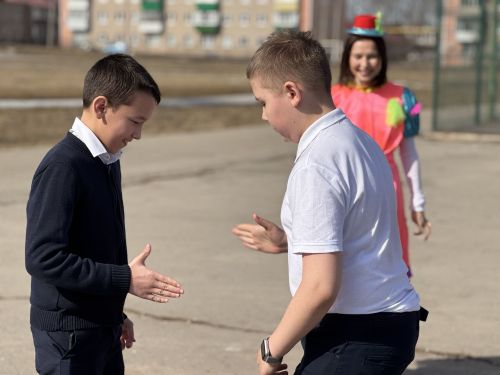 Улыбка и смех – это для всех! Как в парке Ишкаева отметили 1 апреля