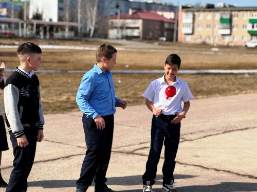 Улыбка и смех – это для всех! Как в парке Ишкаева отметили 1 апреля