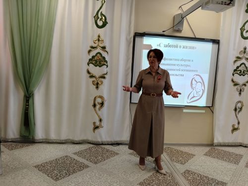 Азнакайда йөкле хатын-кызлар катнашында очрашу узды