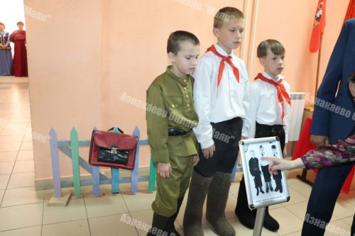 Азнакай үзенең Бөек улын данлады
