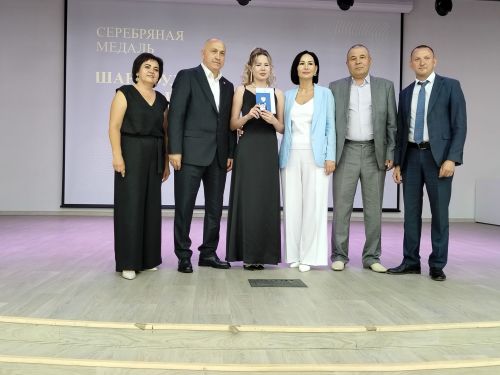 Шәһәрнең 4 нче лицей мәктәбе укучыларының чыгарылыш тантанасы