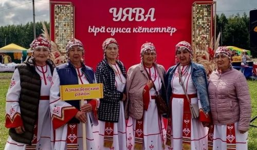 Праздник «Уяв» – это давняя и светлая традиция совместного празднования культур народов, проживающих в Татарстане