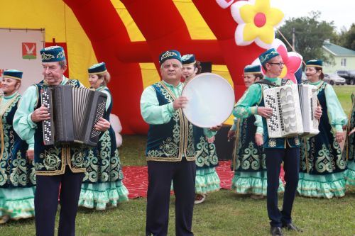 Сабантуй в парке Ишкаева - праздник силы духа и семейного тепла
