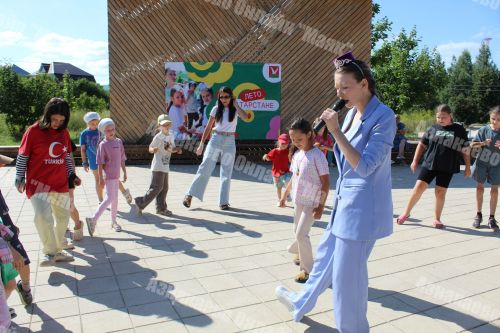 «Танцевальный марафон объединил поколения в парке Тарсус»