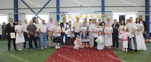 Азнакайда Гаилә, мәхәббәт һәм тугрылык көнен бәйрәм иттеләр