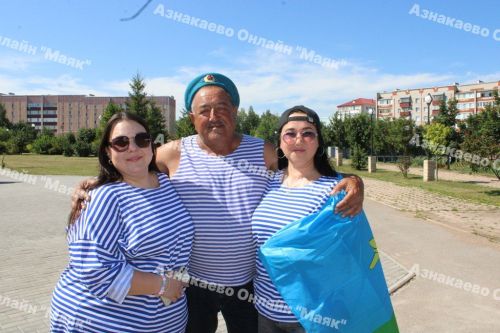 В Азнакаево отметили День ВДВ: праздник доблести и гордости