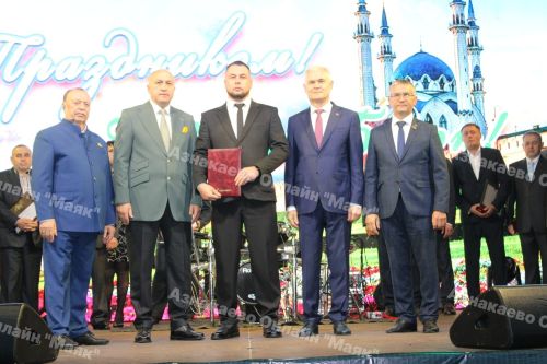 Азнакайлылар Республика, Шәһәр, Нефтьчеләр көннәрен бәйрәм итә
