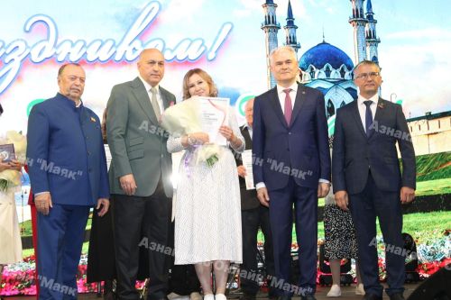 Азнакайлылар Республика, Шәһәр, Нефтьчеләр көннәрен бәйрәм итә