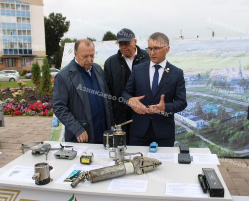 Азнакайлылар Республика, Шәһәр, Нефтьчеләр көннәрен бәйрәм итә