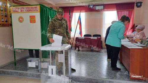 Азнакайда махсус хәрби операциядән ялга кайткан хәрби тавыш бирде