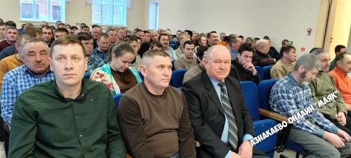 Азнакай автомобиль юллары идарәсе хисап тотты