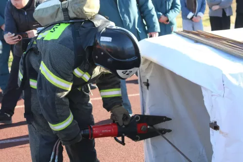 В Азнакаево определили лучших в пожарном многоборье!