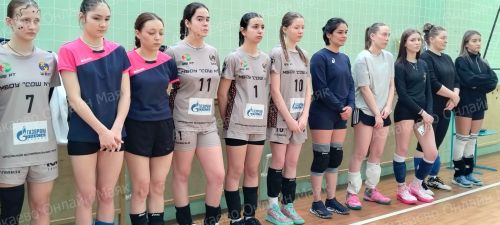 Азнакайда хатын-кызлар командалары катнашында волейбол ярышлары узды