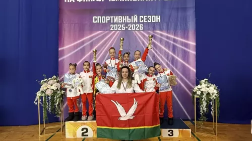 Азнакайның акробат кызлары бөтенроссия ярышларыннан 9 медаль яулап кайтты