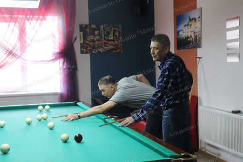Азнакайда Бөек Ватан сугышы ветераны Канәгать Газизуллин истәлегенә бильярд буенча турнир уза