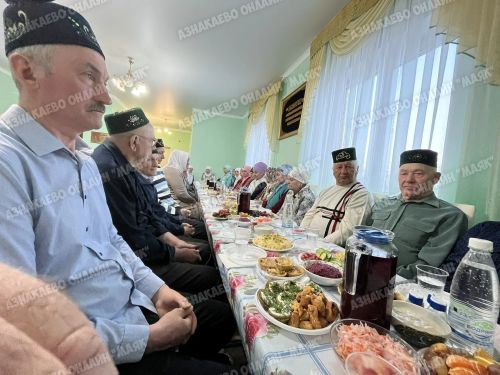 Карамалы авылы халкы ифтар ашына җыелды