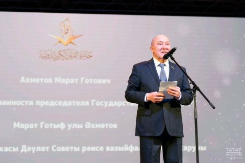 Марат Әхмәтов Татарстан Республикасы Матбугат көне белән котлады