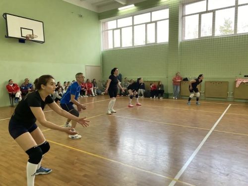 Итоги волейбольного турнира «Мир, труд, май»!