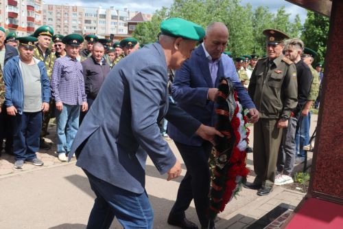 28 май – Чик сакчылары көне