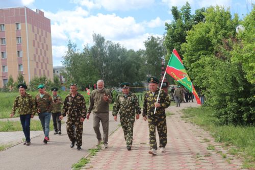 28 май – Чик сакчылары көне