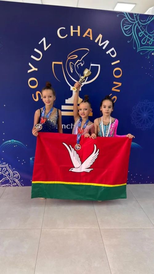 Юные гимнастки подняли Азнакаевский флаг на пьедестал в Ташкенте