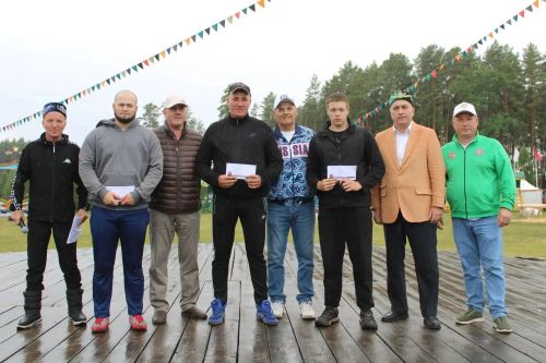 Сила на ковре: знакомимся с самыми ловкими борцами азнакаевского Сабантуя
