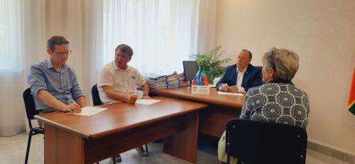 Нәҗип Хаҗипов азнакайлыларны кабул итте: һәр мөрәҗәгать игътибар үзәгендә