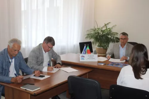 В Азнакаево прошёл приём граждан с депутатом
