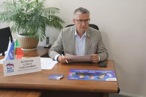 В Азнакаево прошёл приём граждан с депутатом
