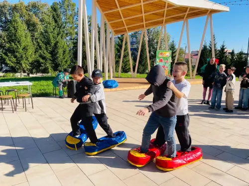 «Арбузник» объединил школьников на площадках города!