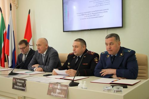 Азнакай полициясе узган елга йомгак ясады
