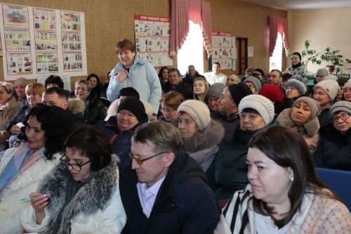 Чемодур авыл җирлеге башлыгы Нина Котельникова постыннан китте