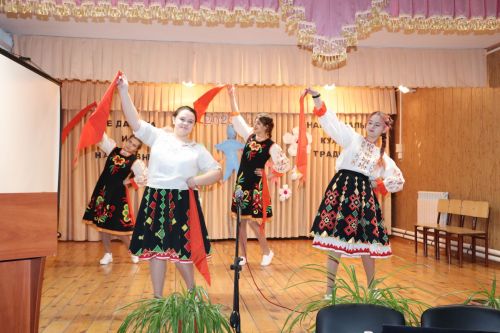 Чемодур авыл җирлеге башлыгы Нина Котельникова постыннан китте