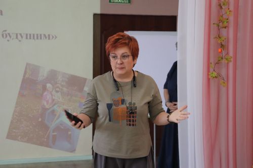 В Азнакаевском детском саду №8 «Гнездышко» прошел региональный семинар-практикум «Познание новых технологий в образовании».