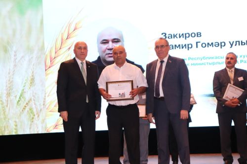 В Азнакаево чествовали работников сельского хозяйства