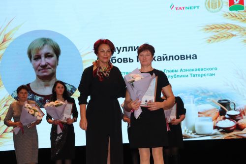В Азнакаево чествовали работников сельского хозяйства
