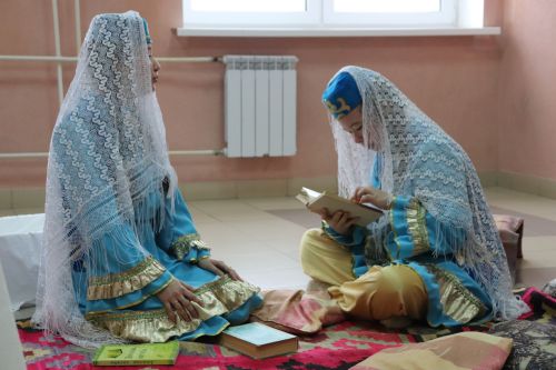 В Азнакаево торжественно прошёл юбилей школы №1