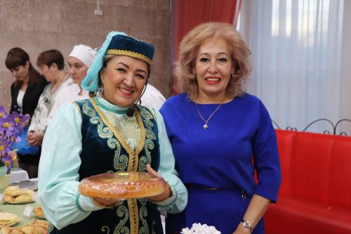 В Азнакаево население объединил День единства народов 2 ноября