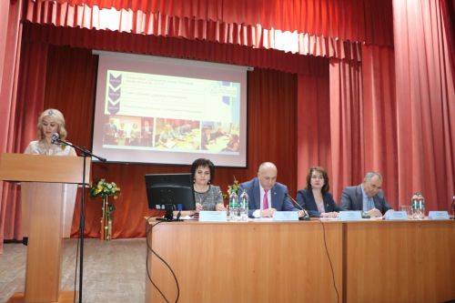Азнакай мәгариф идарәсе һәм  район мәгариф профсоюз оешмалары советының уртак киңәшмәсе узды