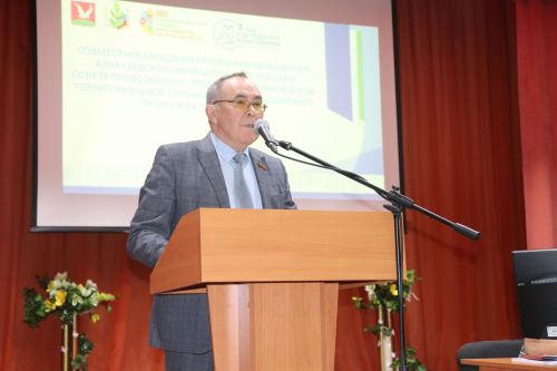 Азнакай мәгариф идарәсе һәм  район мәгариф профсоюз оешмалары советының уртак киңәшмәсе узды