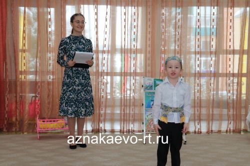 Азнакаевские поэтессы побывали в гостях в детском саду “Салават күпере”
