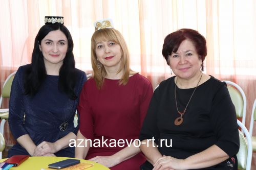 Азнакаевские поэтессы побывали в гостях в детском саду “Салават күпере”